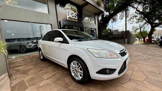 FORD FOCUS 2.0 GLX SEDAN 16V FLEX 4P AUTOMÁTICO